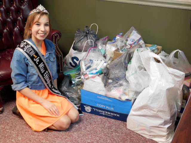 elizabeth weidner with donated goods 3 2018 640